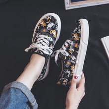 Load image into Gallery viewer, Shoes Women Spring 2019 New Canvas Girls Students Graffiti Shoes Kitty Cartoon Cat Korean Edition Ins Style White Shoes A35-81