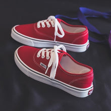Load image into Gallery viewer, 2019 New Canvas Shoes Women Teenagers Skateboard Shoes Spring Summer Candy Color Street Sneaker All Match Outdoor Footware 35-40